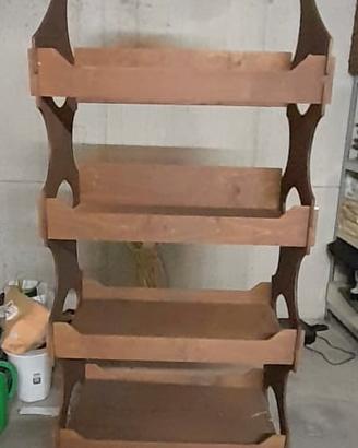 Scaffali/espositori in legno