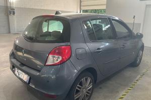 RENAULT CLIO 1.2 BENZINA NEOPATENTATI 5 PORTE