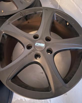 4 Cerchi in Lega CMS C12 da 18" nero opaco