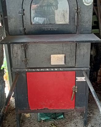 forno a legna funzionante.
