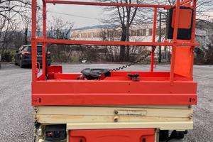 Piattaforma aerea JLG 1930 ES
