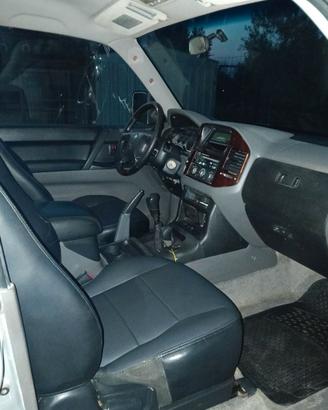 Mishubishi Pajero 3.2