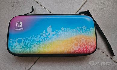 NINTENDO SWITCH Custodia Game stop (come nuova)
