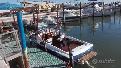 Chris Craft Lancer 18, 1972