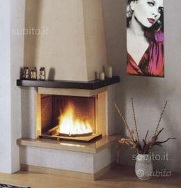 Caminetto con rivestimento marmo angolare