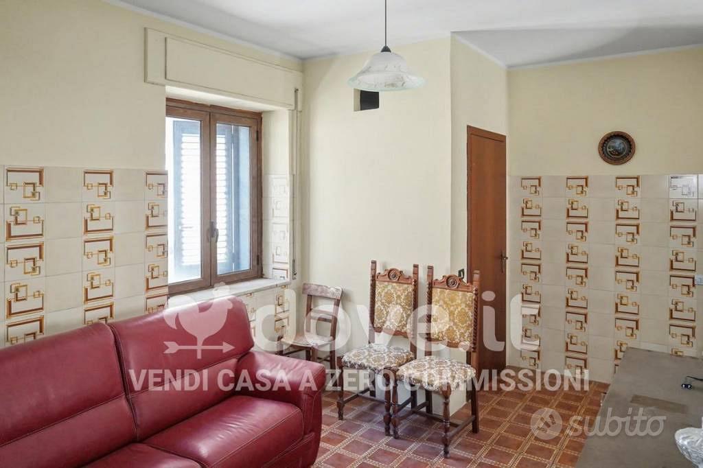 Appartamento di 141 m² con 5 locali a Stalettì - Vista 4