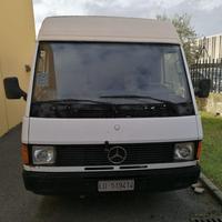 Furgone tetto alto Mercedes MB 100