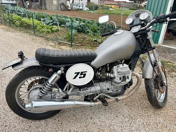 MOTO GUZZI NEVADA 750