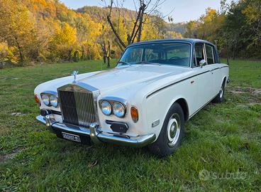 rolls royce silver shadow