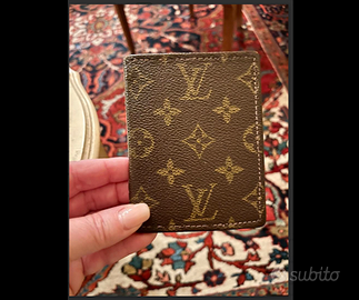 LouisVUITTONiconicoPORTACARTEpelleMONOGRAMvintage