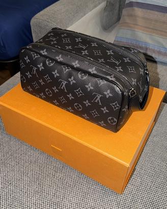 Trousse Louis Vuitton 04/05/2026