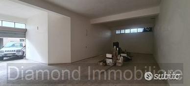 Garage 80 mq a piedimonte etneo