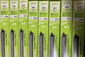 STOCK 50 PEZZI SPAZZOLE TERGICRISTALLO FLAT VALEO 