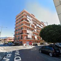 Appartamento con garage - stabile ristrutturato