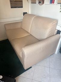 Divano 2 posti beige – 155x95 cm