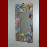 Specchio decorativo in legno intagliato vintage