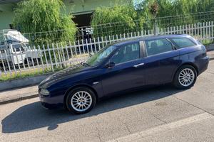 Alfa Romeo 156 1.9 JTD Sportwagon Distinctive revi