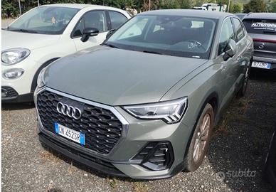 Audi Q3 35 TDI S tronic Business