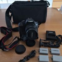 CANON EOS 500D + EF-S 18-55 IS STM + BATTERY GRIP