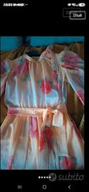 Abito cerimonia  elegante,  leggero e arioso. 