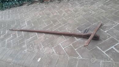 TIRANTE ANTISISMICO FERRO BATTUTO  FORGIATO