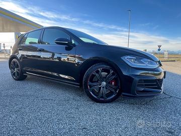 Volkswagen Golf GTI Performance 2.0 245 CV TSI DSG