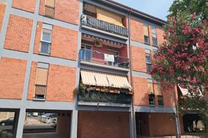 P.zza Rossini. Spazioso pentavano con cantina