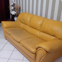 Divano 3 posti in buono stato