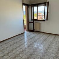 Privato vende a viareggio zona esselunga