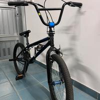 BMX Mongoose Legion10