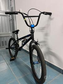 BMX Mongoose Legion10