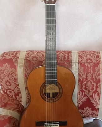 Chitarra classica Yamaha G 255 S II