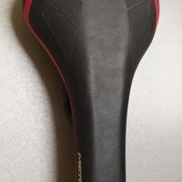 Sella bici da corsa merida usata