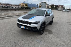 Jeep Compass 4xe Trailhawk Plug-in ibrido 2021