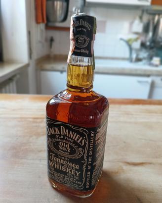 Jack Daniel's vintage whiskey 