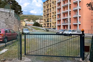 Vicolo castagneto/monte s.gabriele  posto auto