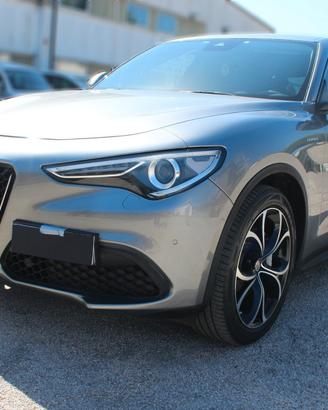 Alfa Romeo Stelvio 2.2 Turbodiesel 160 CV AT8 Supe