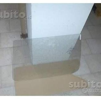 Scendente chiaro post. dx. Fiat Uno 5p