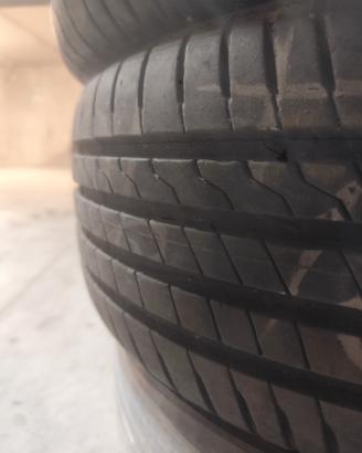 Gomme FIRESTONE 225/55  R17