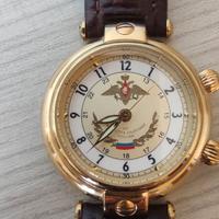 Orologio meccanico a carica manuale russo 