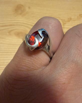 Anello com pietra