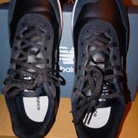 sneakers n.41 Nuove. 