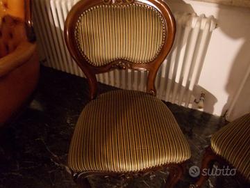 Tavolo in stile più sei sedie