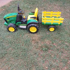 John Deere RC Trattore Peg Perego