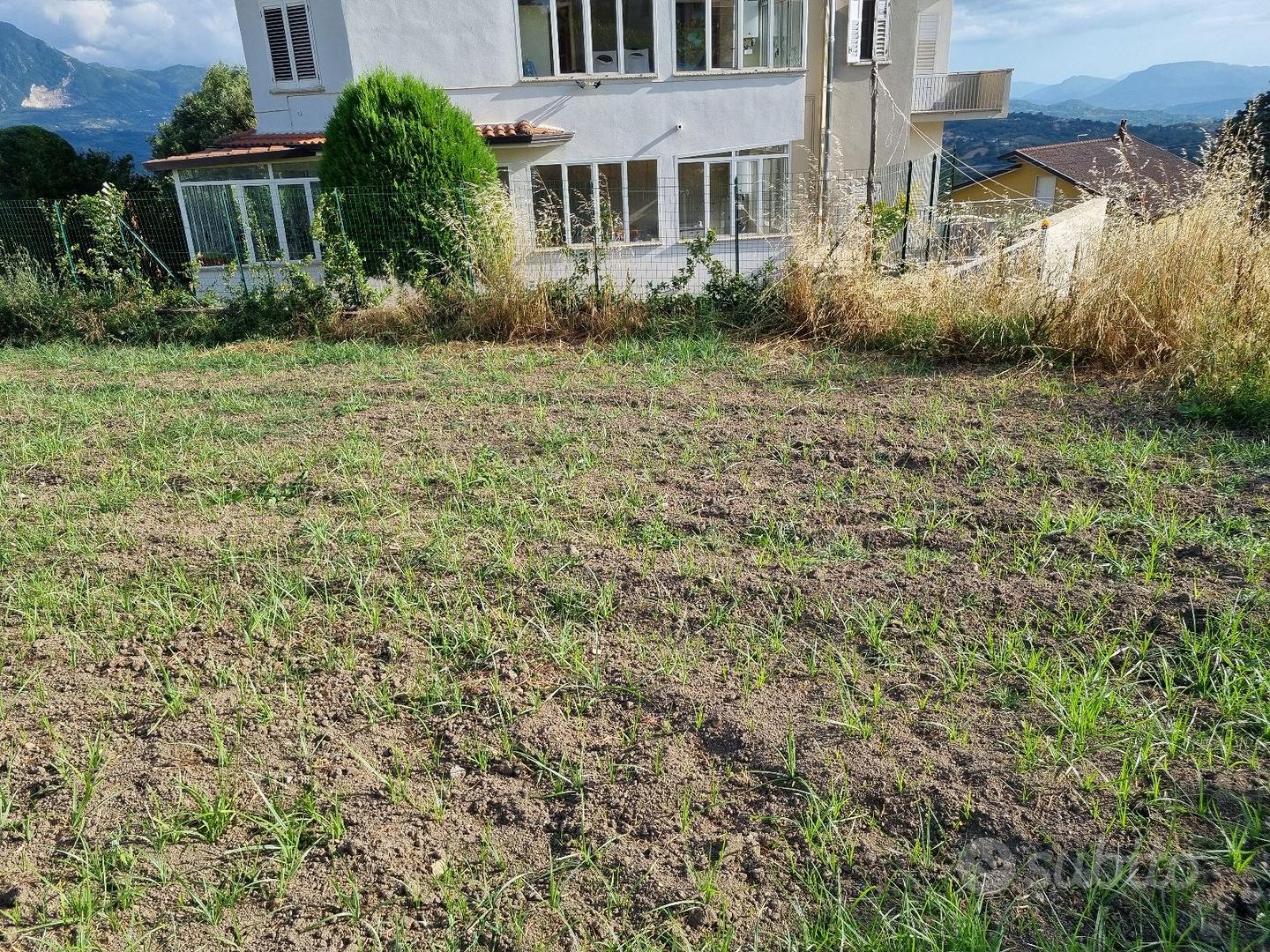 Terreno edificabile in zona centrale - Vista 2