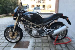 Ducati Monster 900