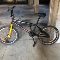 Bicicletta BMX