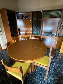 Sala da pranzo completa anni '70