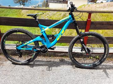 GT FURY 2018 Downhill M