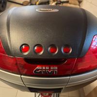 Bauletto Givi V46 Monokey - Top Case 46L + Piastra